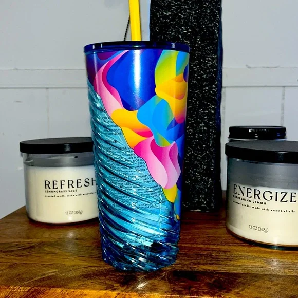 NWT 2024 Starbucks Summer Gradient Glass Swirl Petal Blue! 18 oz. ๐ - Picture 1 of 6